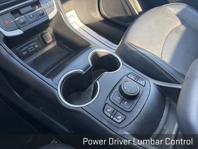 Used 2023 GMC Terrain SLT image 38