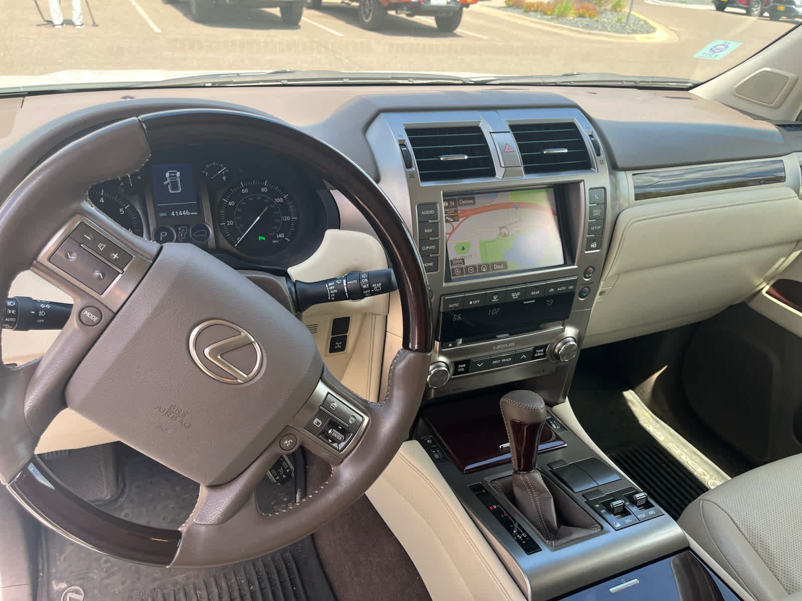 Used 2015 Lexus GX 460 w/ Premium Package AWD/4WD image 11