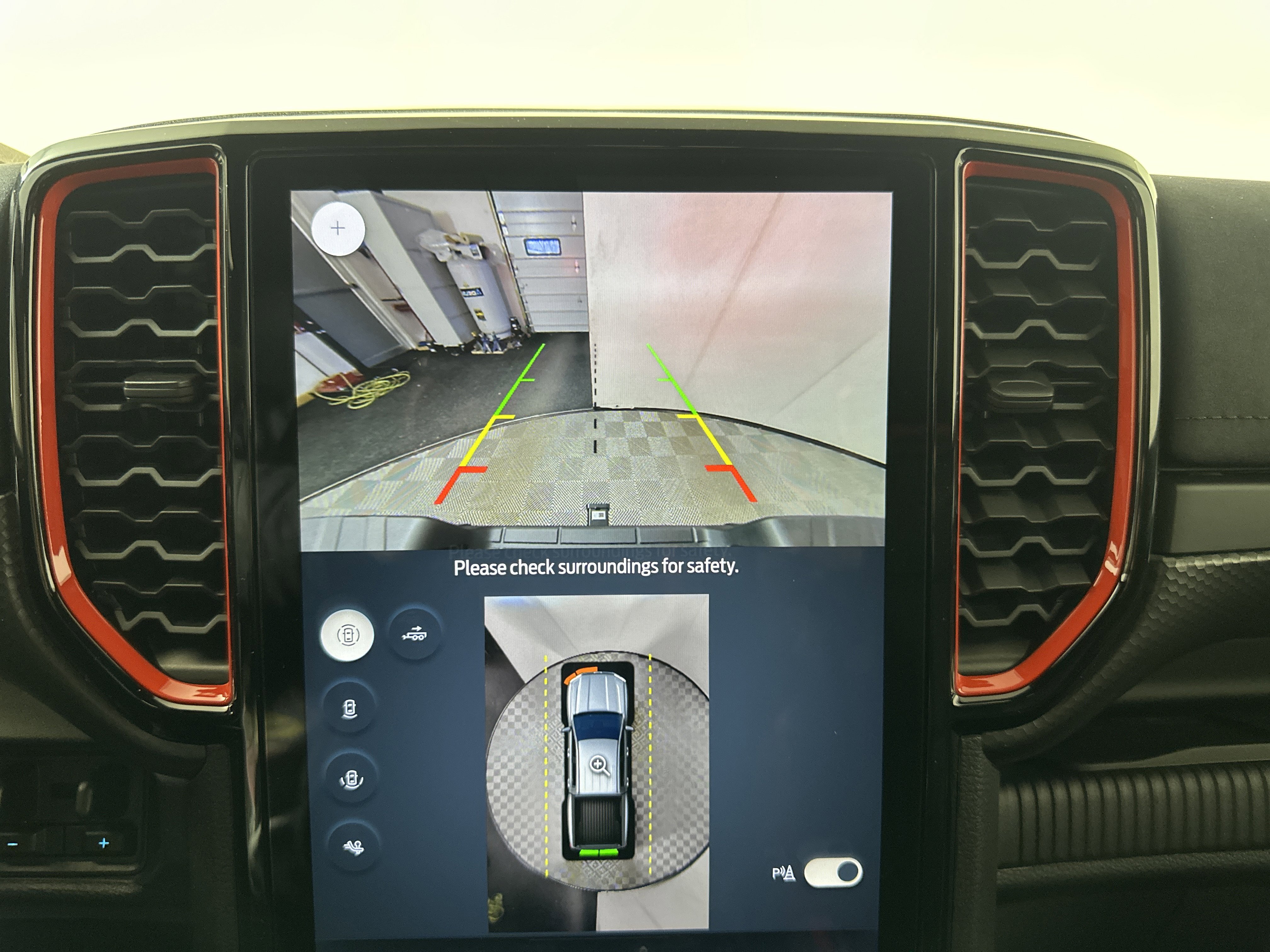 Used 2025 Ford Ranger Raptor image 17