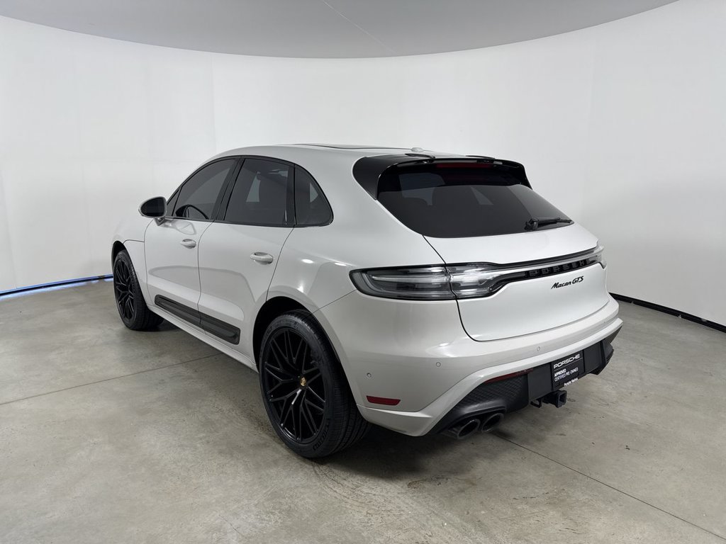 Certified 2024 Porsche Macan GTS AWD/4WD image 3