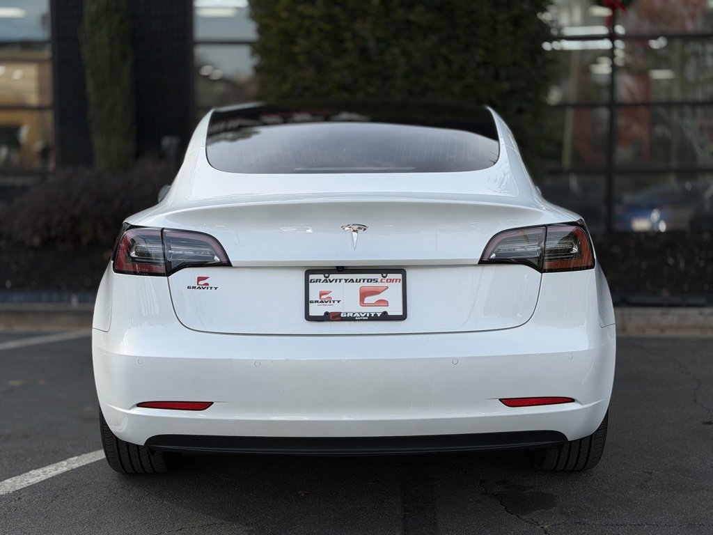 Used 2020 Tesla Model 3 Standard Range Plus image 14