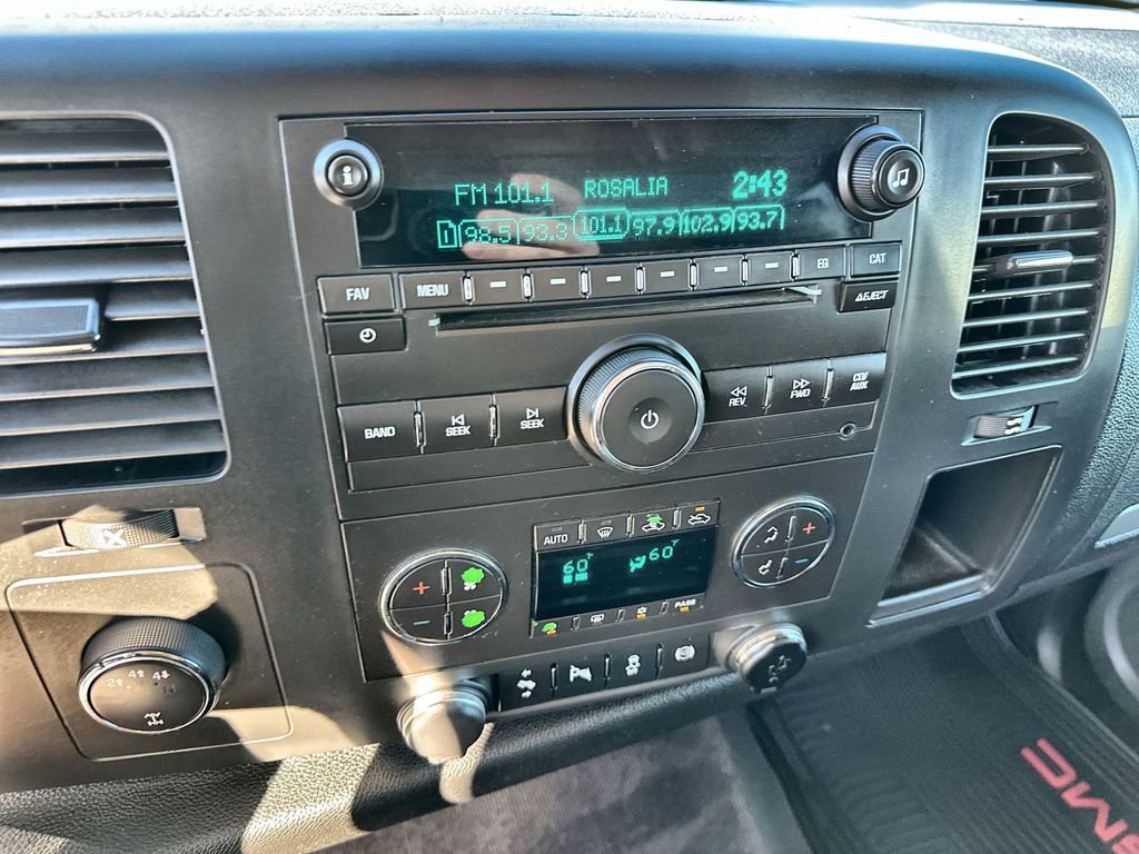 Used 2012 GMC Sierra 2500 SLE w/ SLE Preferred Package image 28