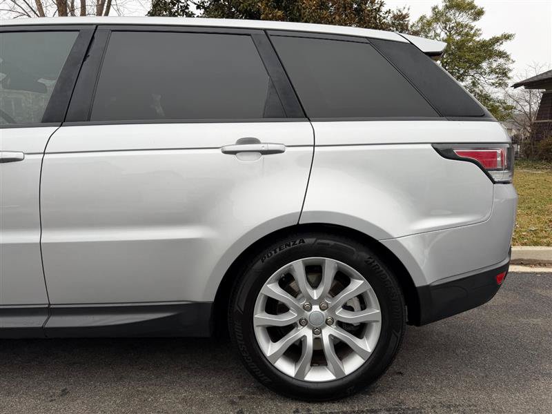 Used 2016 Land Rover Range Rover Sport HSE AWD/4WD image 13