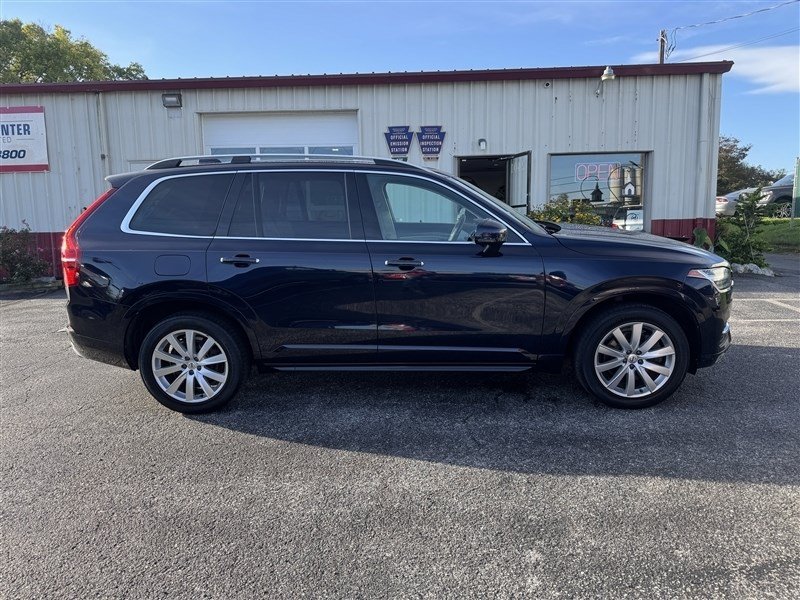 Used 2017 Volvo XC90 T6 Momentum w/ Vision Package AWD/4WD image 1