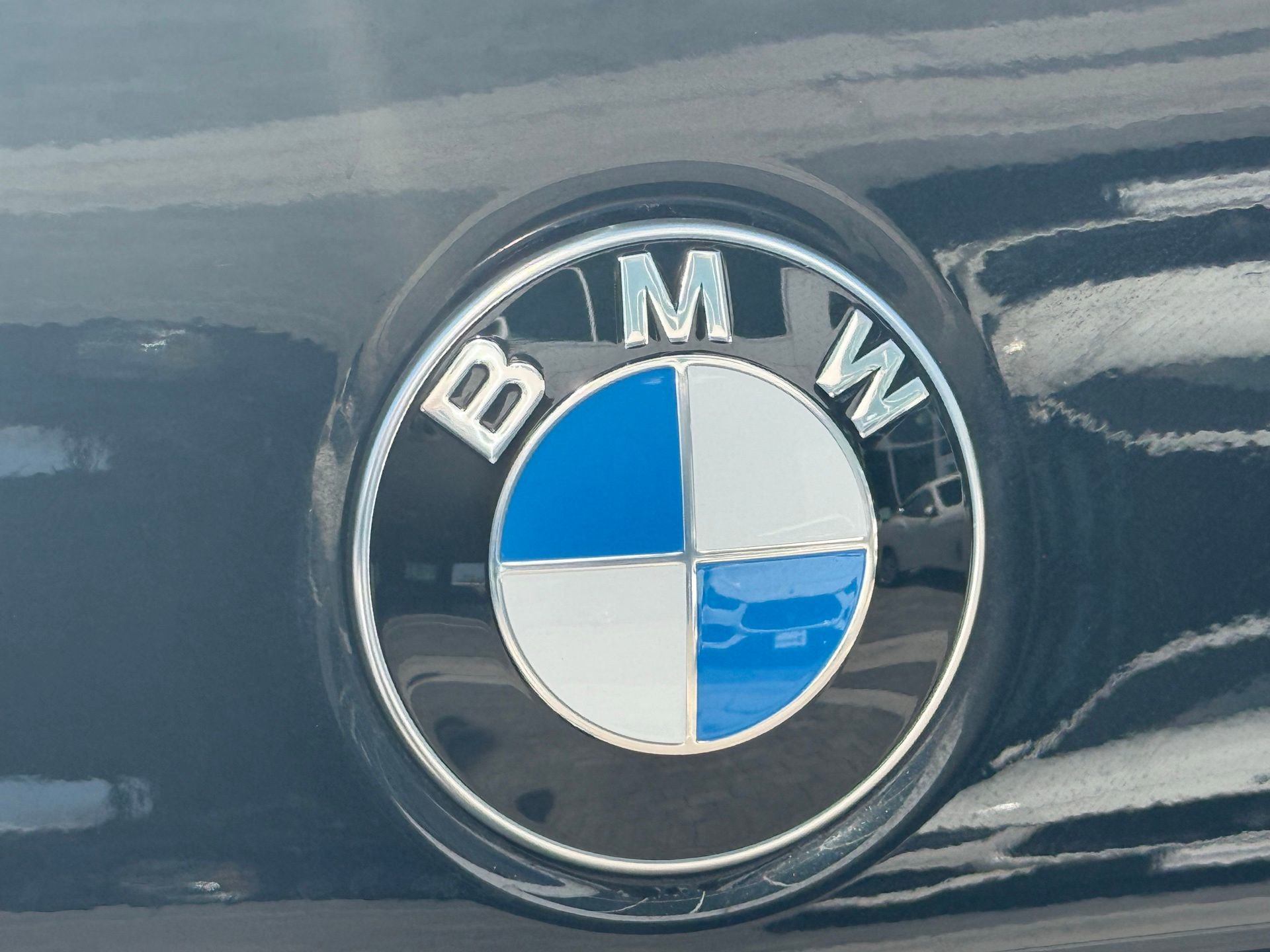 Used 2024 BMW 530i xDrive w/ Convenience Package image 16