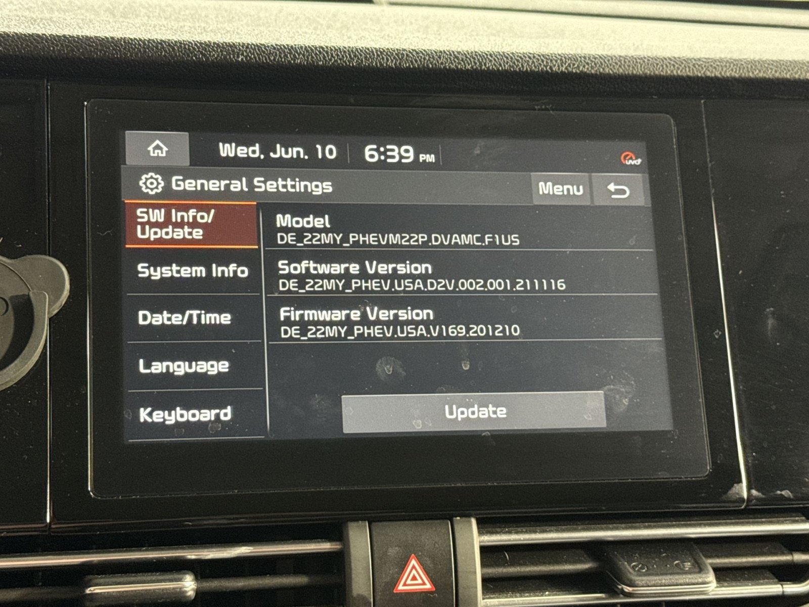 Used 2022 Kia Niro LXS FWD image 32