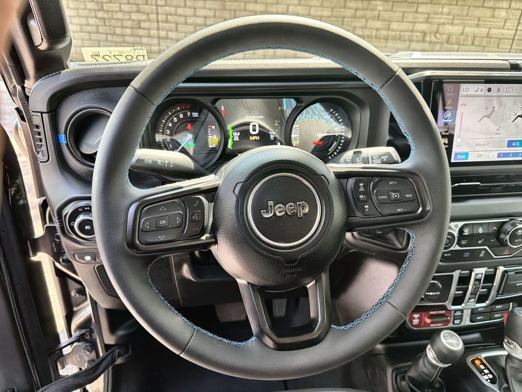Used 2025 Jeep Wrangler Unlimited Rubicon 4xe w/ Convenience Group image 11