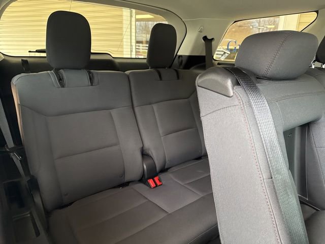 Used 2025 Ford Explorer Active AWD/4WD image 29