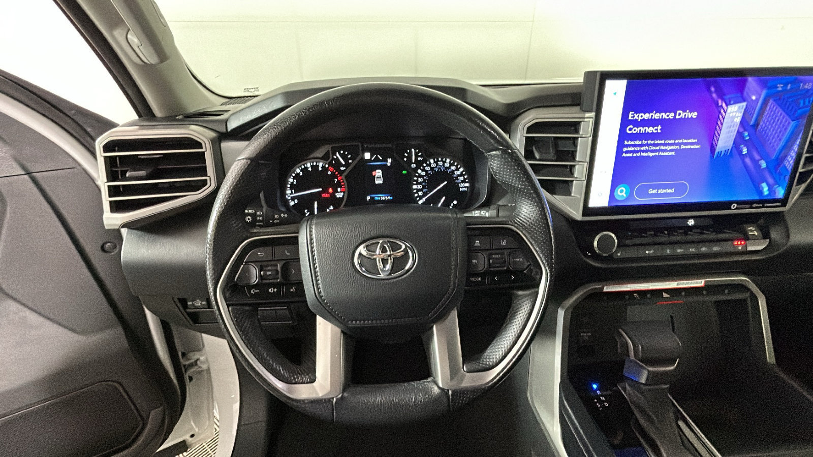 Used 2022 Toyota Tundra SR5 w/ SR5 Premium Package AWD/4WD image 18