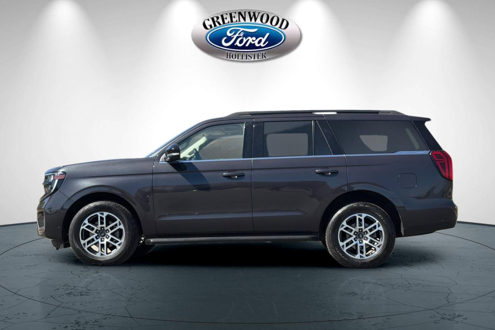 Used 2025 Ford Expedition Active AWD/4WD image 7