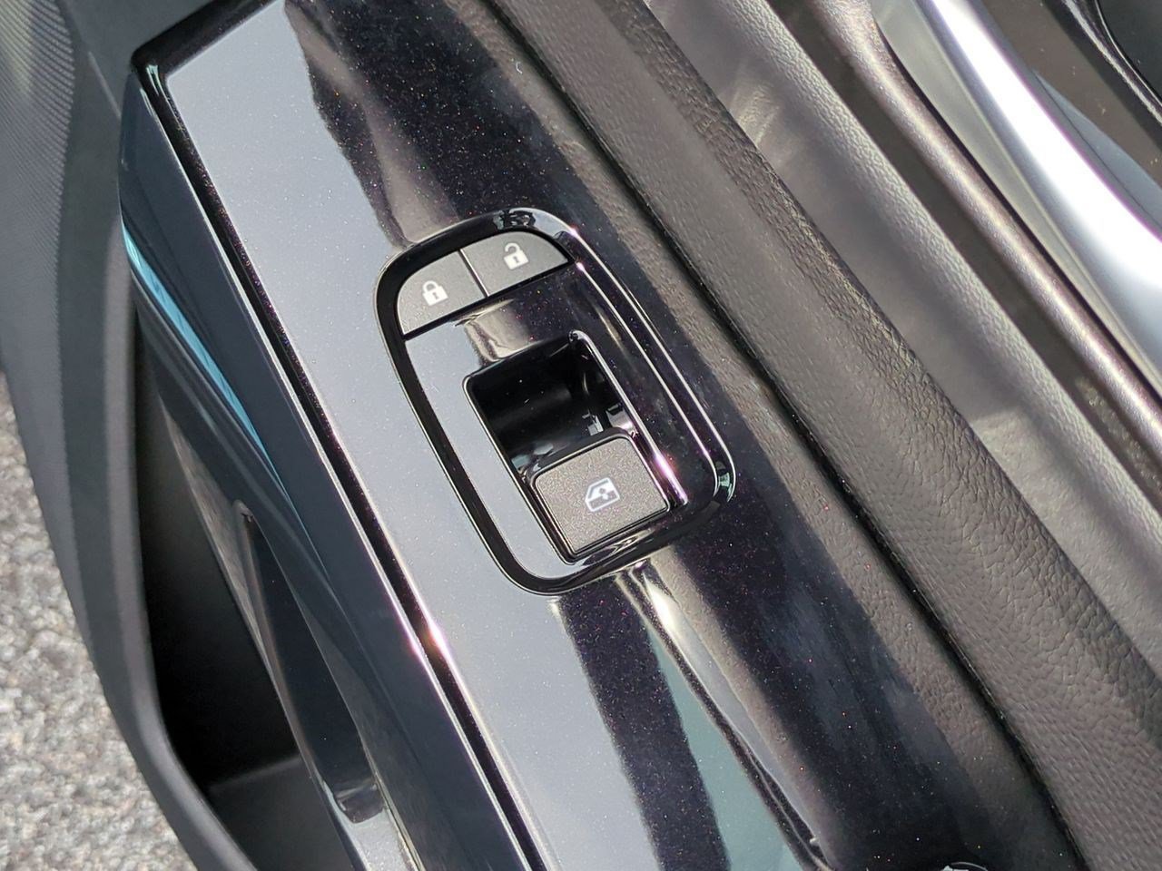 New 2026 Nissan Pathfinder Platinum w/ Accent Package FWD image 40
