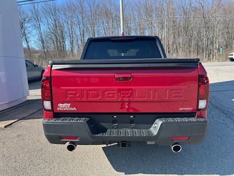Used 2025 Honda Ridgeline Sport image 6