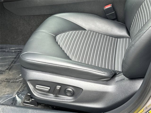 Certified 2023 Toyota Camry SE image 16