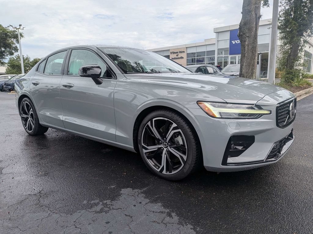 Certified 2024 Volvo S60 B5 Plus w/ Climate Package FWD image 8