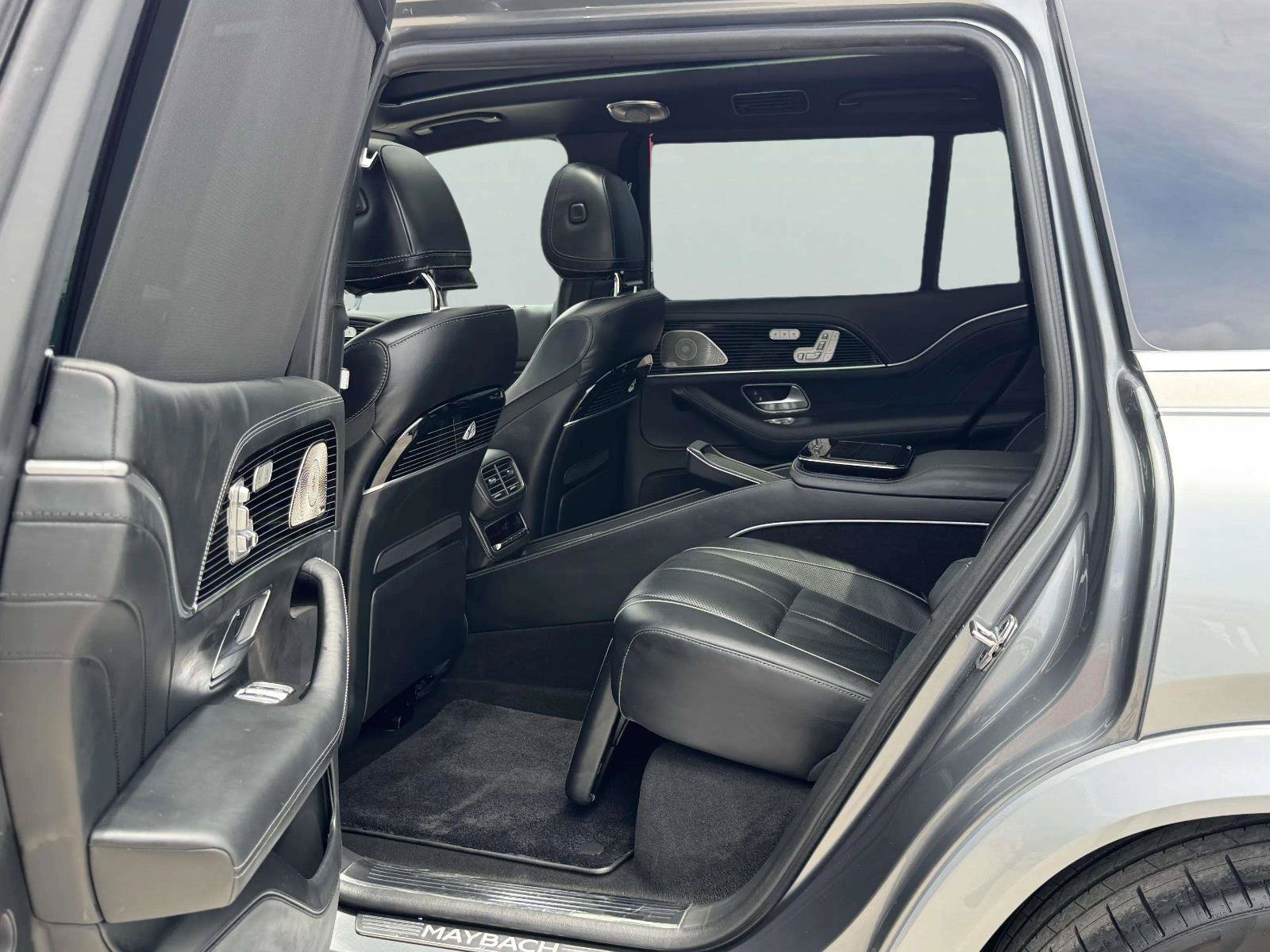 Used 2022 Mercedes-Benz Maybach GLS 600 4MATIC image 57