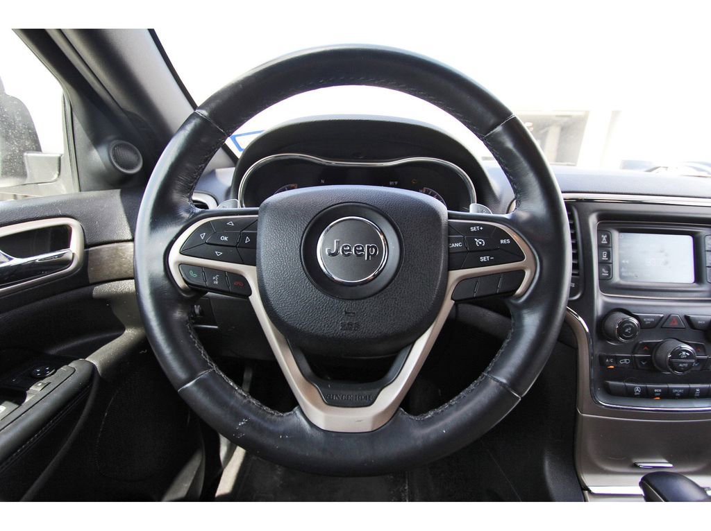 Used 2016 Jeep Grand Cherokee Laredo image 9