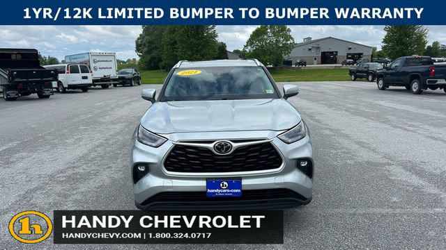 Used 2021 Toyota Highlander XLE AWD/4WD image 8