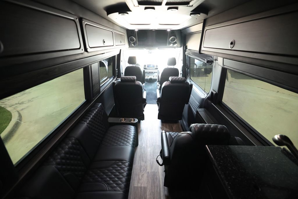 Used 2020 Mercedes-Benz Sprinter 3500 image 21