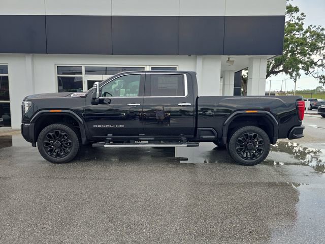 New 2025 GMC Sierra 2500 Denali w/ Denali Reserve Package AWD/4WD image 2