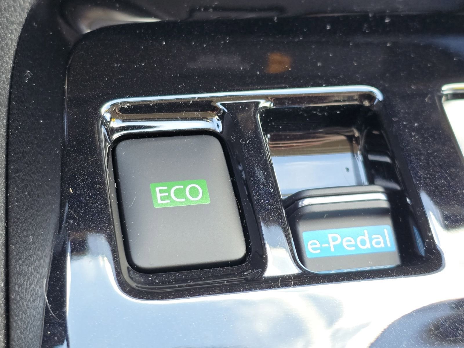 Used 2024 Nissan Leaf SV Plus image 28