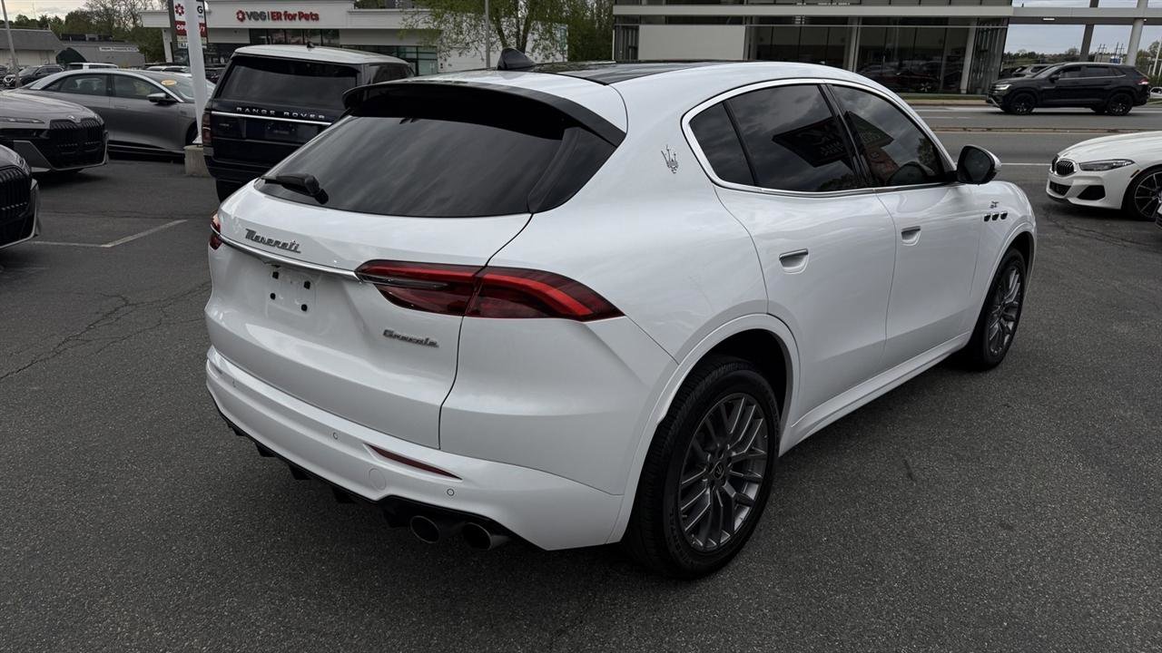 Used 2023 Maserati Grecale GT AWD/4WD image 22