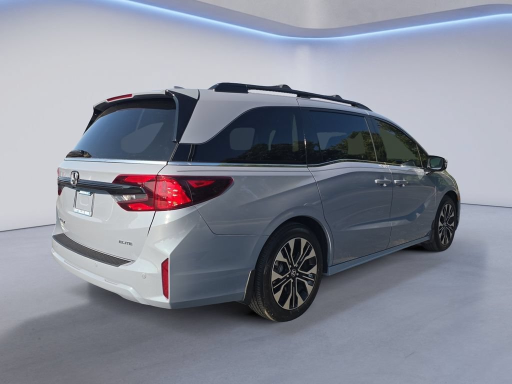 Used 2026 Honda Odyssey Elite image 6
