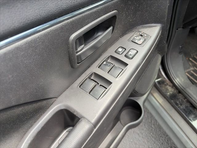 Used 2014 Mitsubishi Outlander Sport ES FWD image 9
