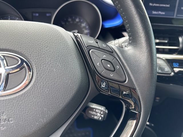 Used 2021 Toyota C-HR XLE FWD image 20