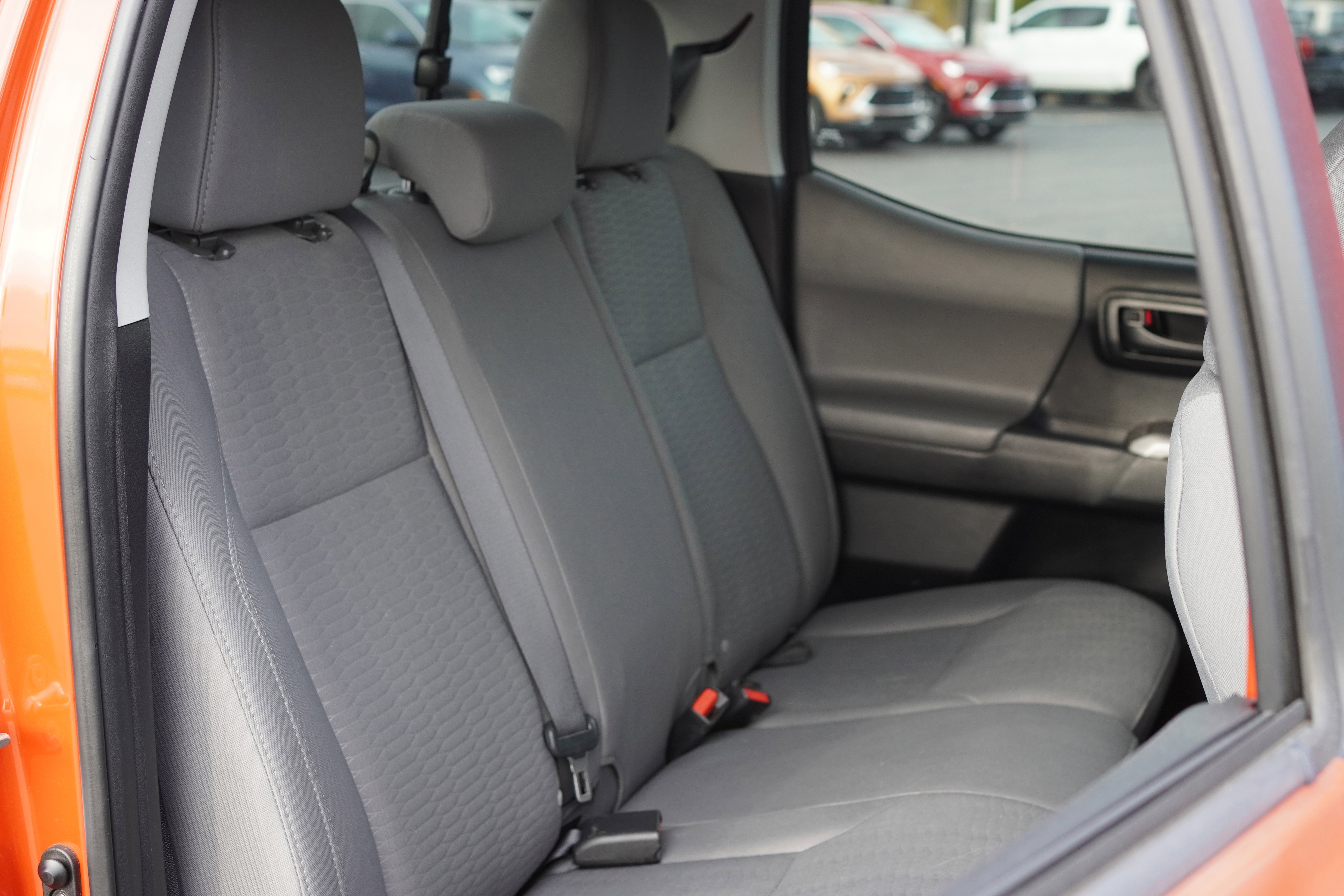 Used 2017 Toyota Tacoma SR5 image 17