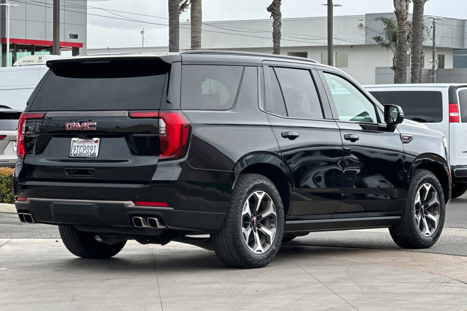 Certified 2025 GMC Yukon AT4 Ultimate video 4