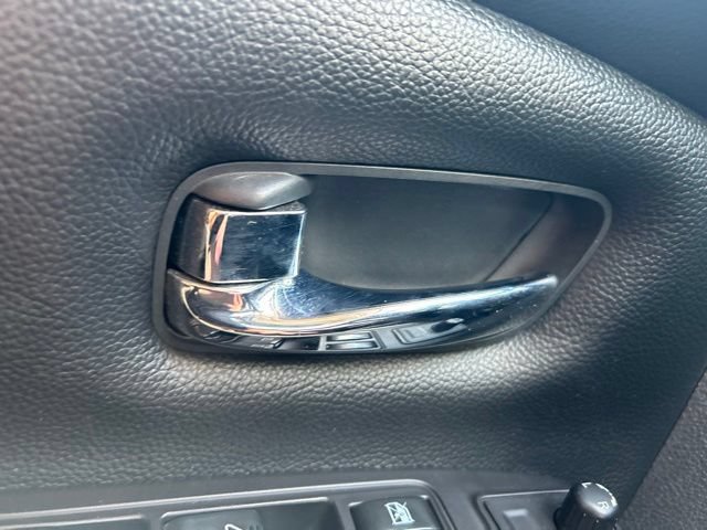 Used 2020 Nissan Titan SV w/ SV Convenience Package AWD/4WD image 15