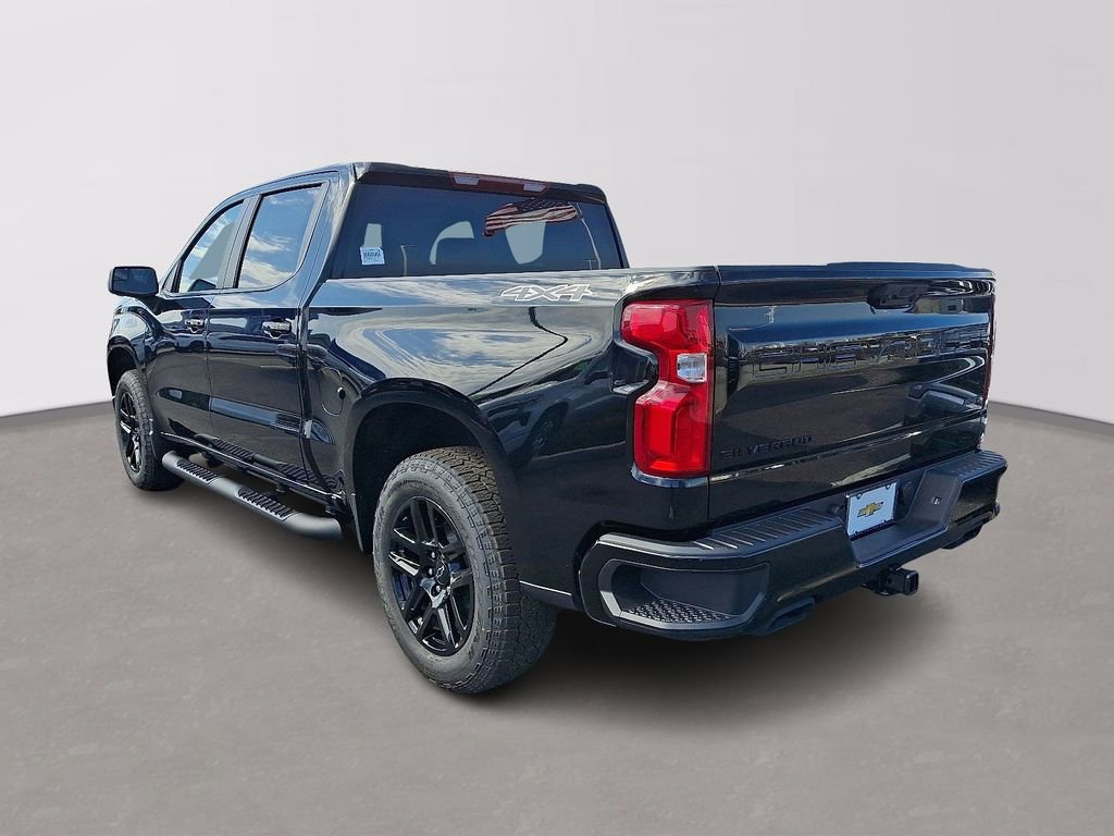 New 2026 Chevrolet Silverado 1500 RST w/ Dark Appearance Package image 3