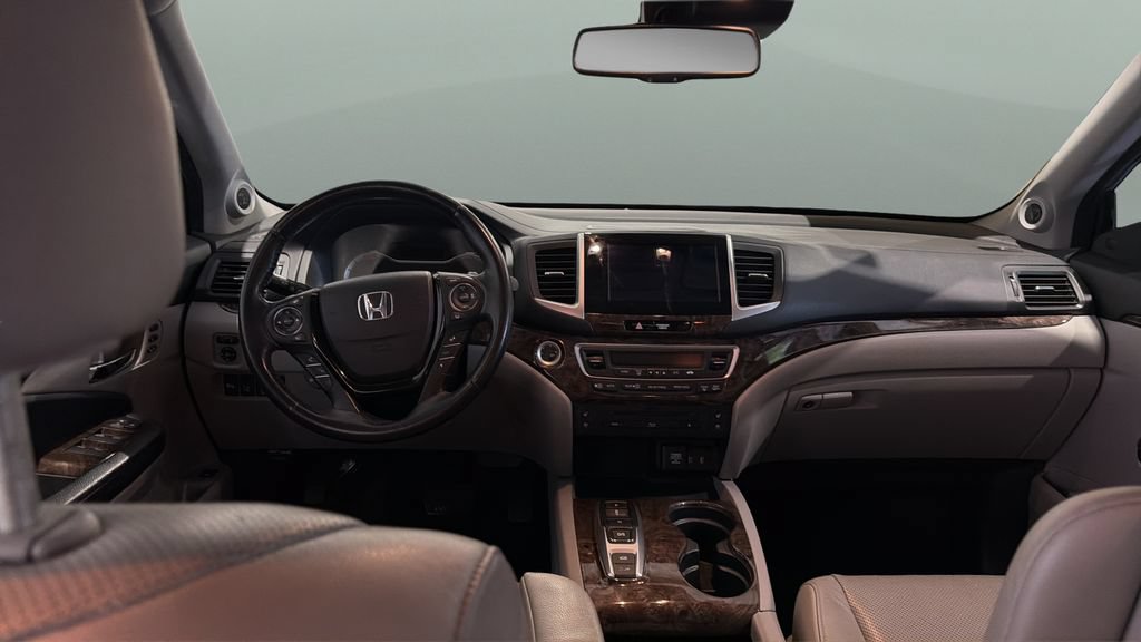 Used 2016 Honda Pilot Elite image 9