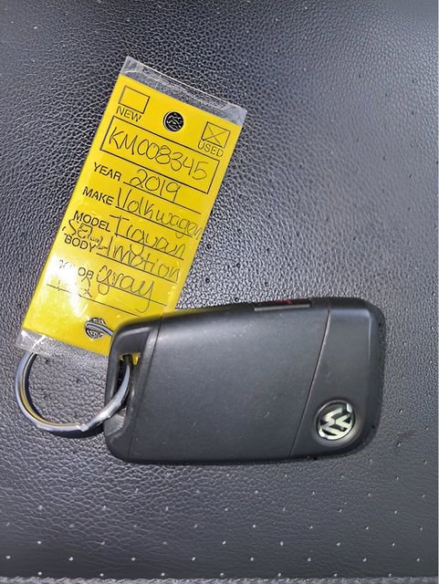 Used 2019 Volkswagen Tiguan SEL image 17