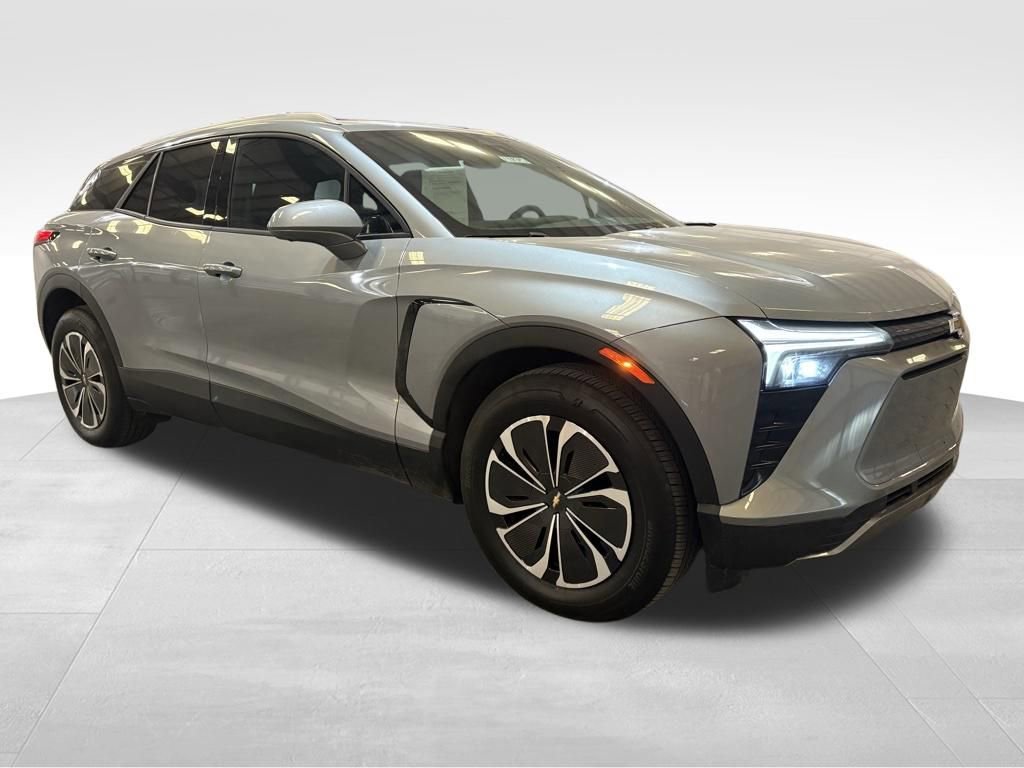 Used 2024 Chevrolet Blazer EV LT image 7