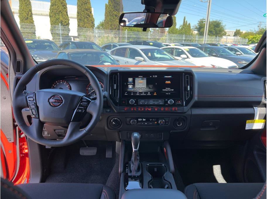 New 2025 Nissan Frontier PRO-4X image 11