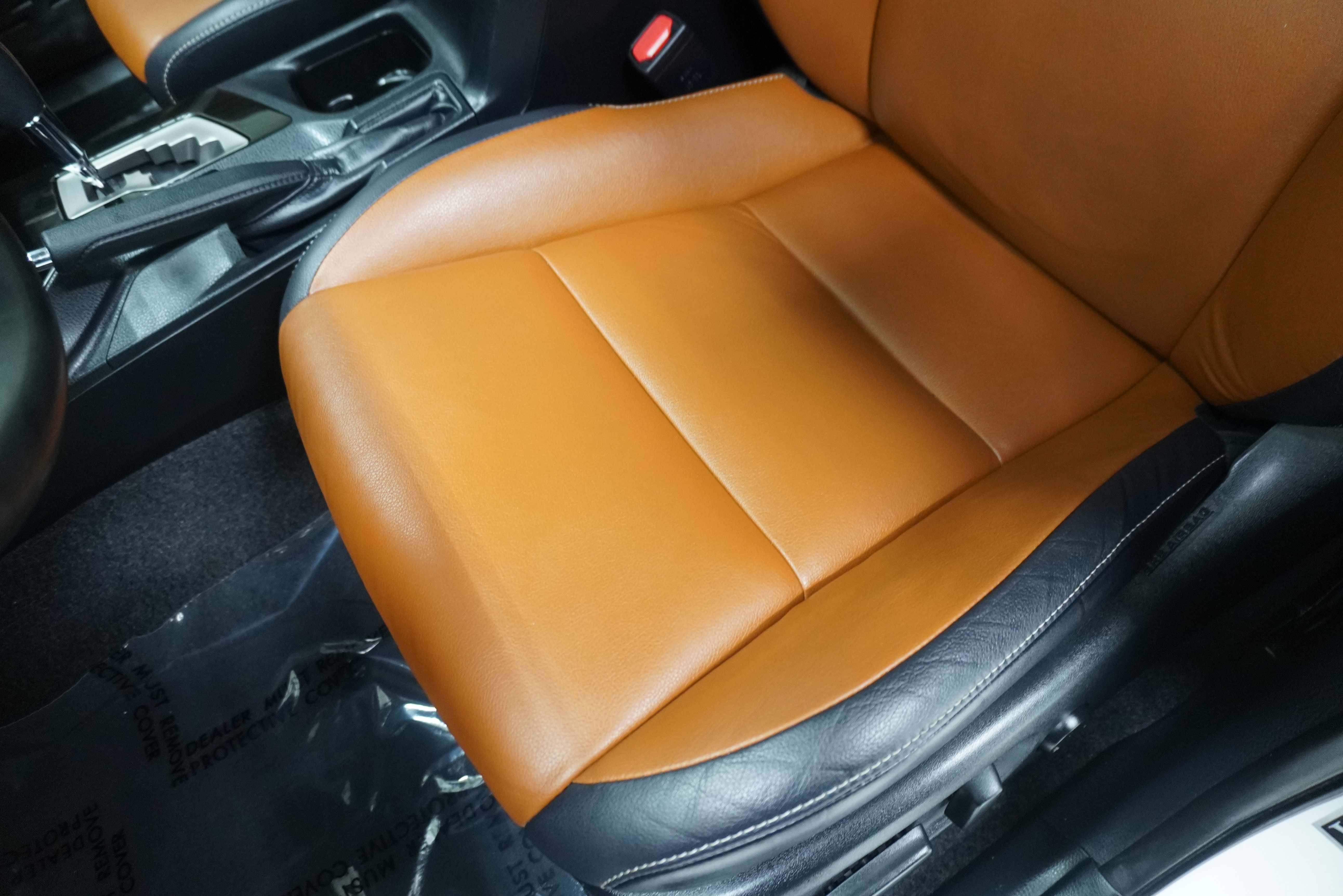 Used 2018 Toyota RAV4 Limited FWD image 11