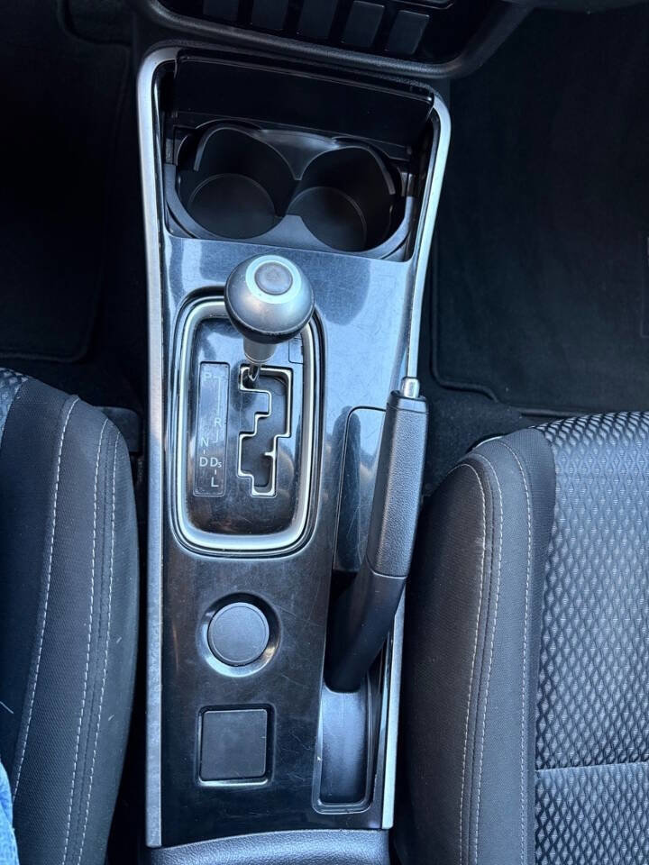 Used 2017 Mitsubishi Outlander ES image 22