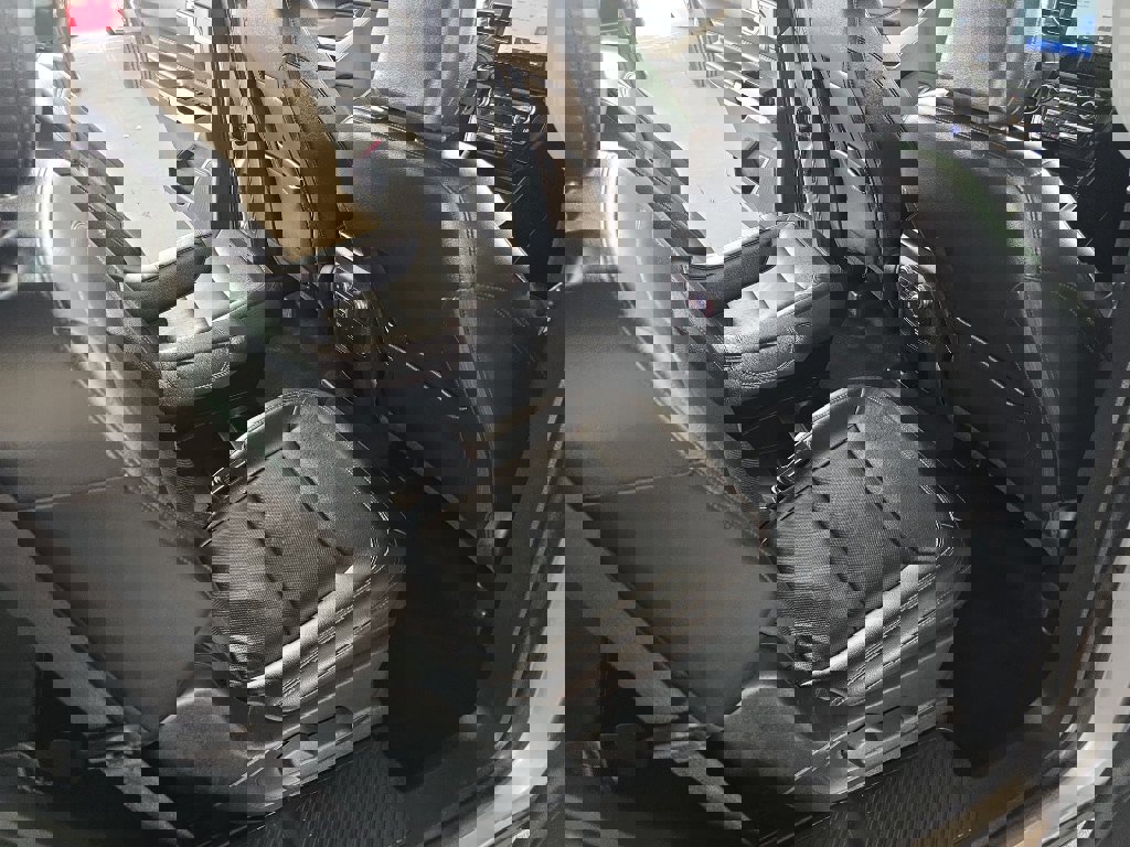 Used 2021 Ford Explorer Limited w/ Equipment Group 301A image 14