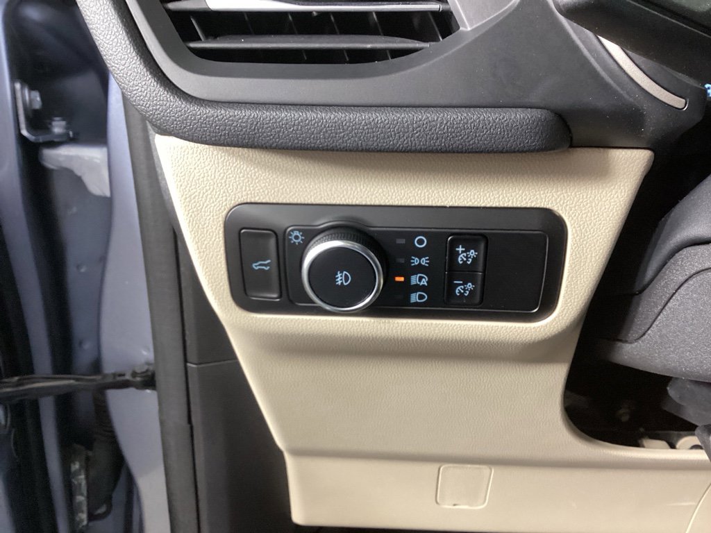 Used 2022 Ford Escape SEL image 19