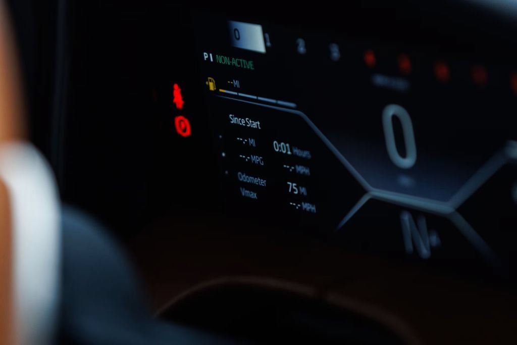 Used 2020 McLaren Speedtail RWD image 24