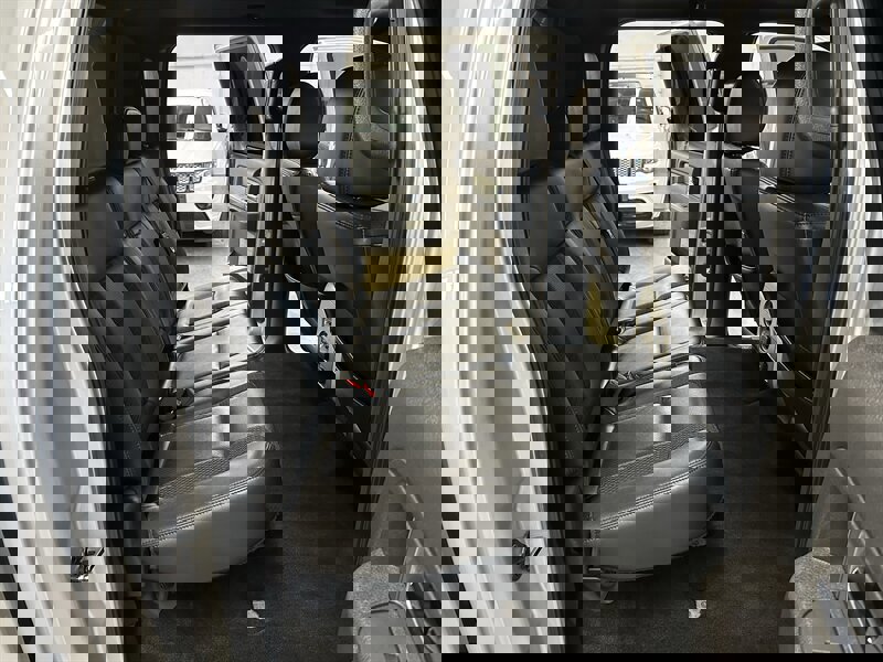 Used 2014 Ford F150 Raptor w/ Equipment Group 801A Luxury image 35