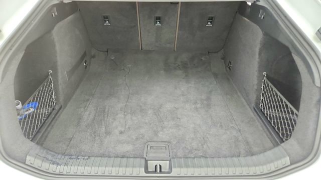 Used 2025 Audi A6 e-tron Premium w/ Convenience Package image 15