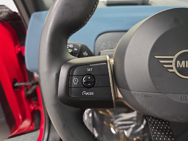 Certified 2025 MINI Cooper Countryman S AWD/4WD image 14