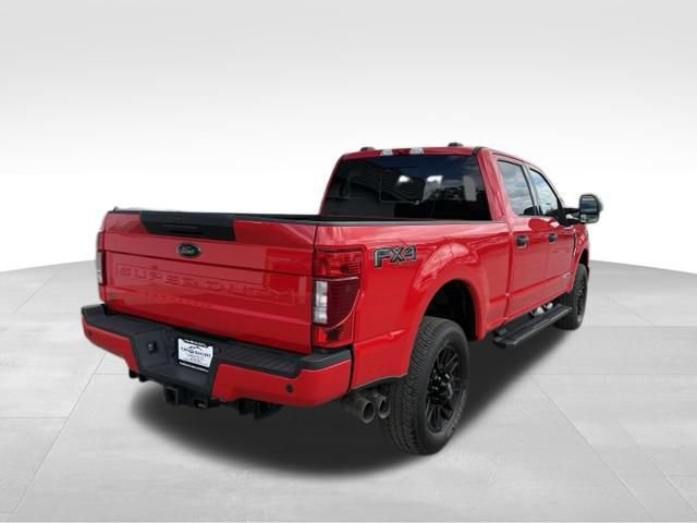 Used 2022 Ford F350 XLT w/ Black Appearance Package AWD/4WD image 2