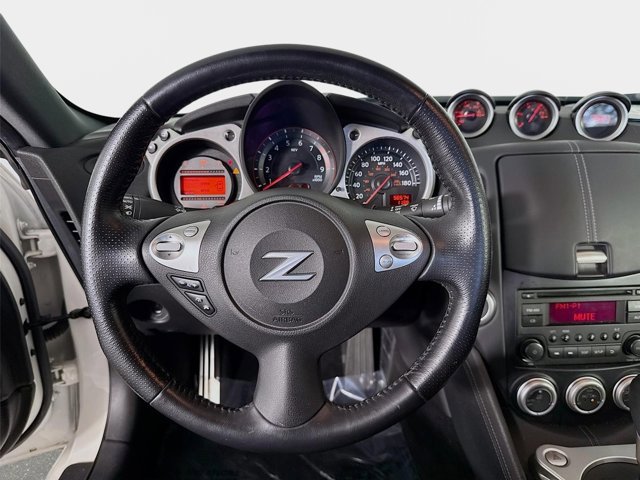 Certified 2020 Nissan 370Z Coupe RWD image 13