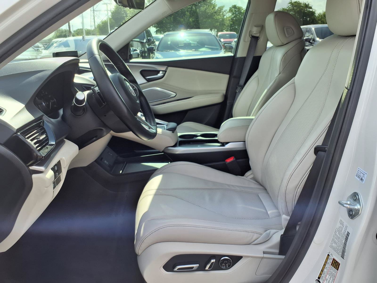 Used 2025 Acura RDX SH-AWD w/ Technology Package image 17