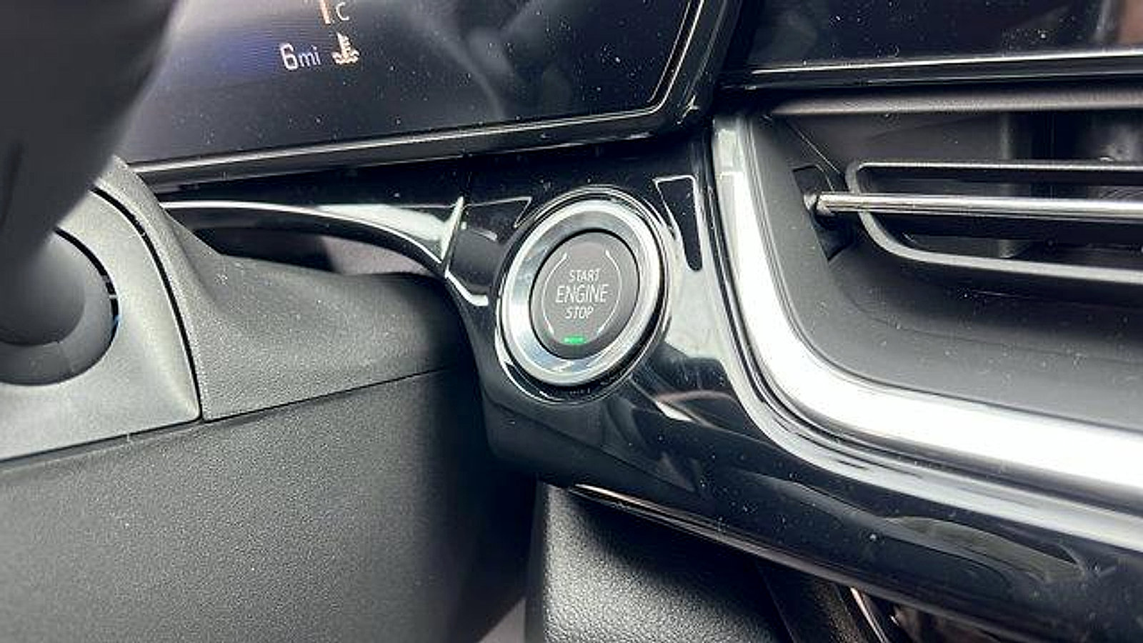 New 2026 Chevrolet Trax RS w/ Driver Confidence Package image 23