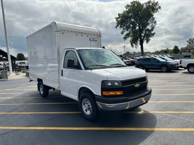 New 2024 Chevrolet Express 3500 w/ Power Convenience Package RWD image 7