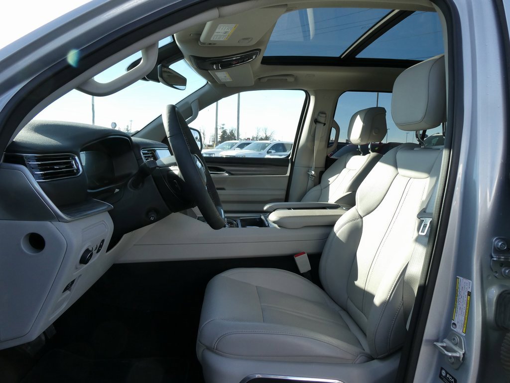 Used 2024 Jeep Wagoneer Series II w/ Premium Group I image 26